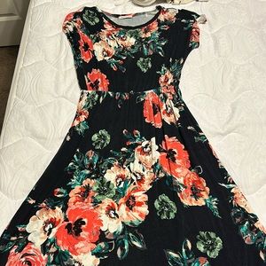 Mid calf, floral, boutique dress
